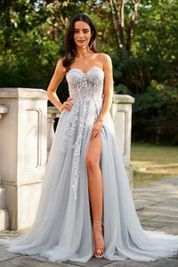 Beautiful A Line Princess Tulle Applique Sweetheart Sleeveless Court Train Prom Dresses APP1027